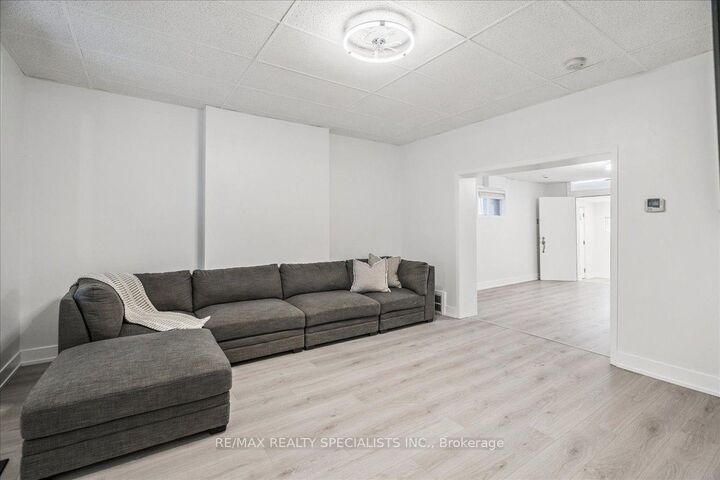 Property Photo: 183 Market Street ON L8R 1P1