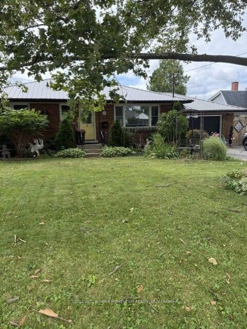Property Photo:  560 Carlton Street E  ON L2M 4X7 