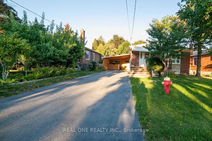 Property Photo: 375 Neal Drive ON L4C 3L6