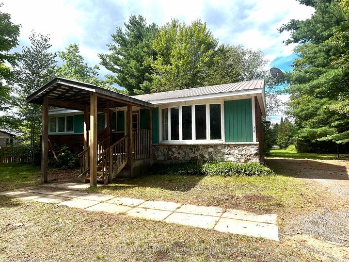 Property Photo:  310 Hastings Street N  ON K0L 1C0 