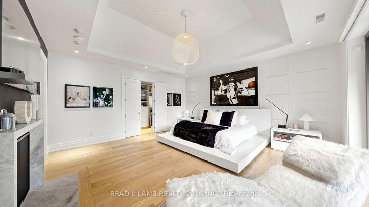 22 Glenayr Road — photo 1