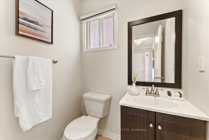 Property Photo: 39 Keys Drive ON L1T 3R3