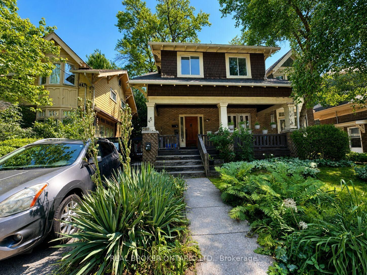 Property Photo: 45 Fairleigh Crescent #2 ON L8M 2L1