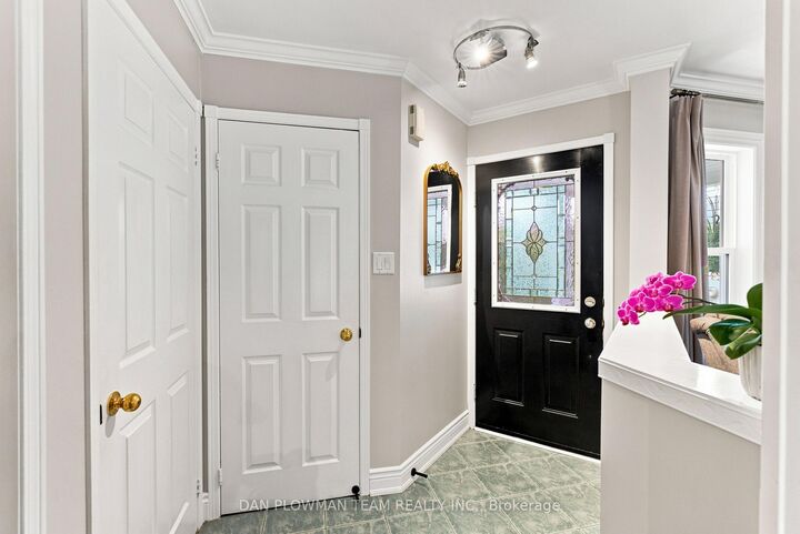 Property Photo: 52 Wells Crescent ON L1M 1C9