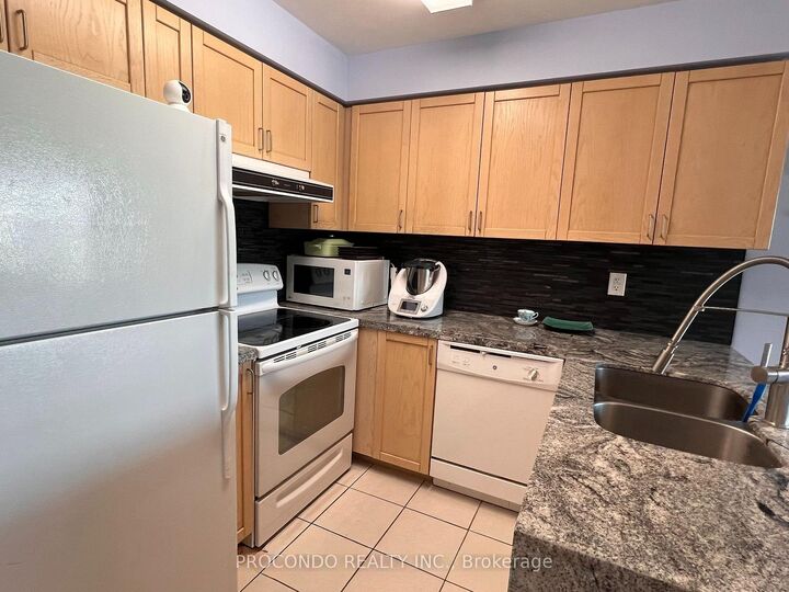 Property Photo: 5508 Yonge Street 2308 ON M2N 7L2