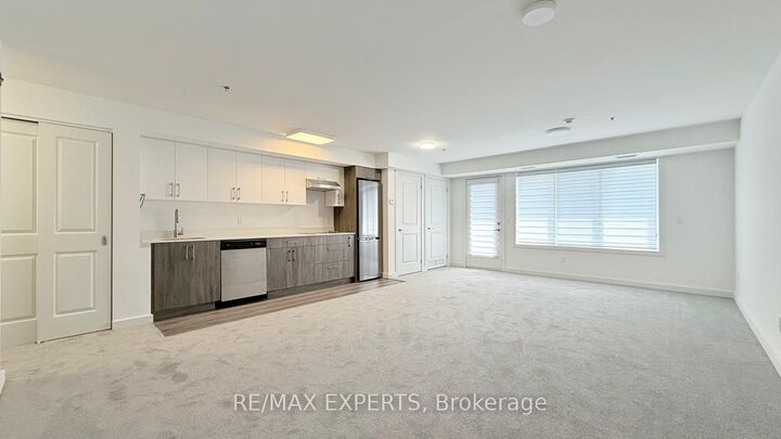 Property Photo:  45 Connaught Avenue 404  ON M4L 2V8 