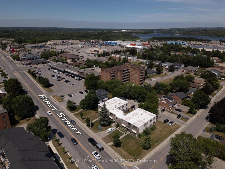 Property Photo: 65 First Street N B2 ON L9W 2E6