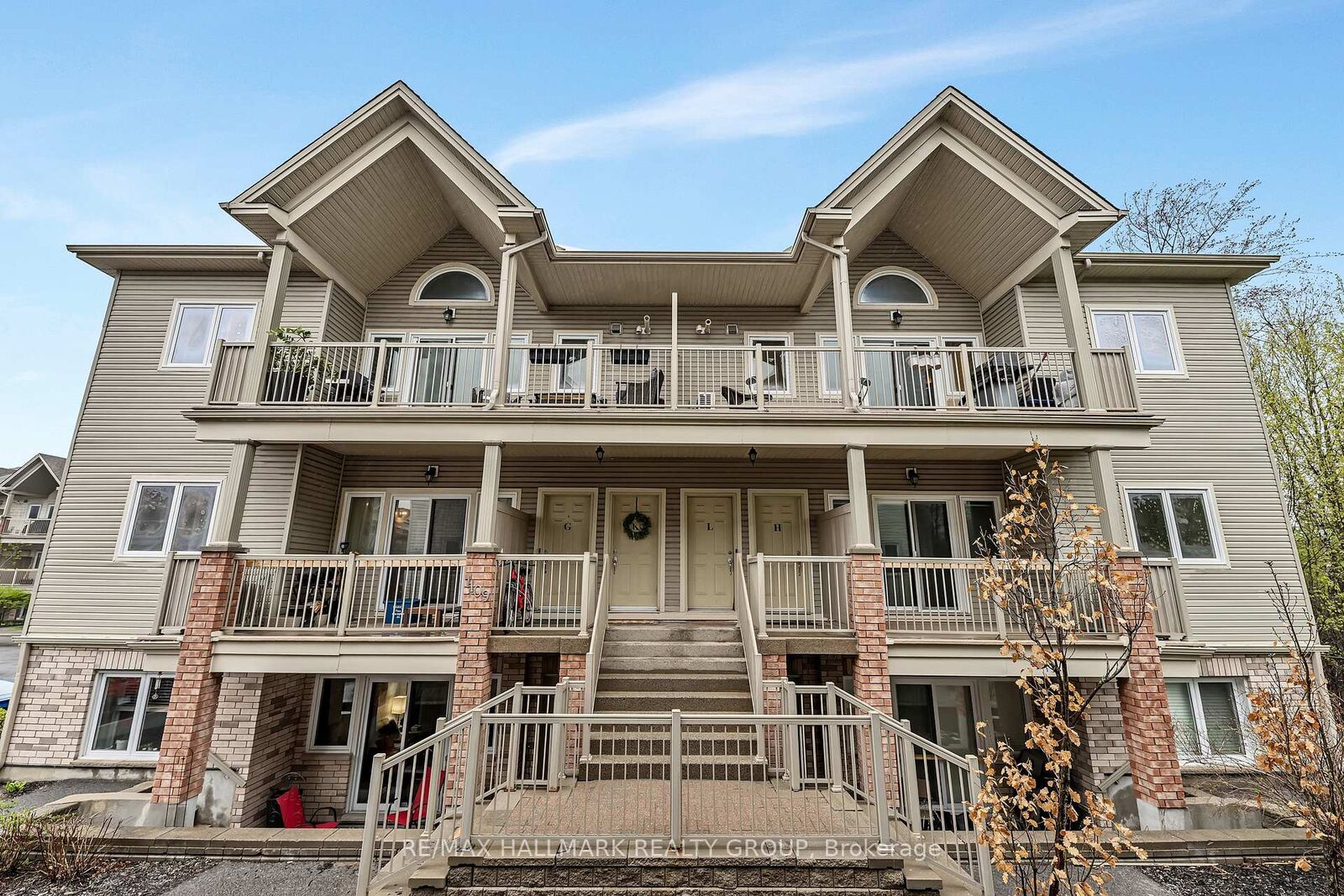 Property Photo:  1109 Stittsville Main Street L  ON K2S 0C8 