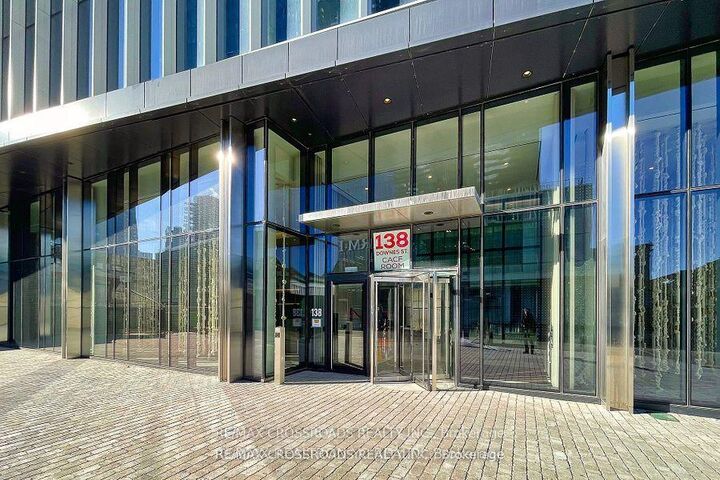 Property Photo: 138 Downes Street 5306 ON M5E 0E4