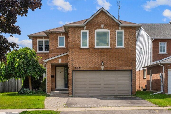 Property Photo: 989 Deer Valley Drive ON L1J 8N2