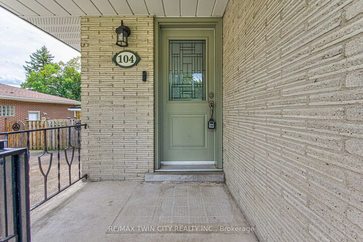 Property Photo: 104 Springbank Crescent ON N2M 4P7