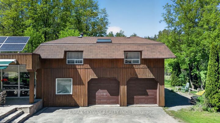 Property Photo: 487151 30 Side Road ON L9V 1G9