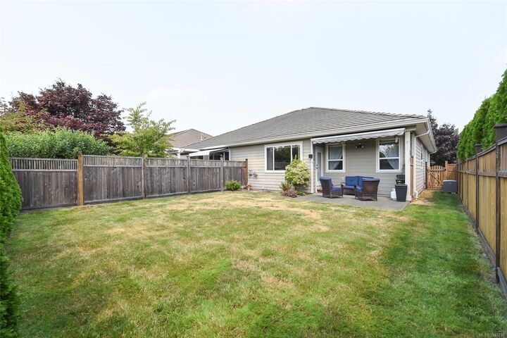 Property Photo: 1121 Monarch Dr #A BC V9N 9X2