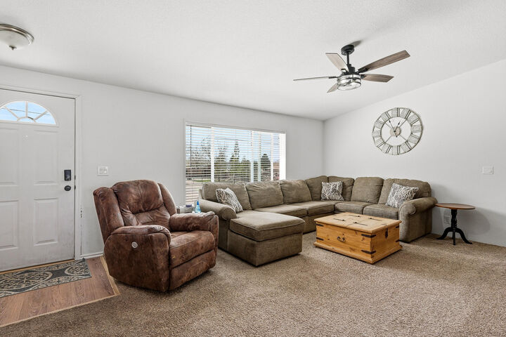 Property Photo:  1637 E Midvalley Rd  UT 84721 