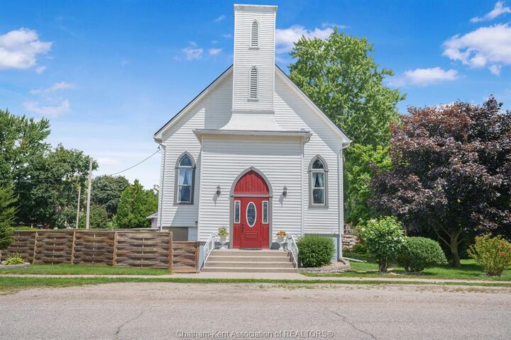 Property Photo: 203 McIntyre Street ON N0L 1J0