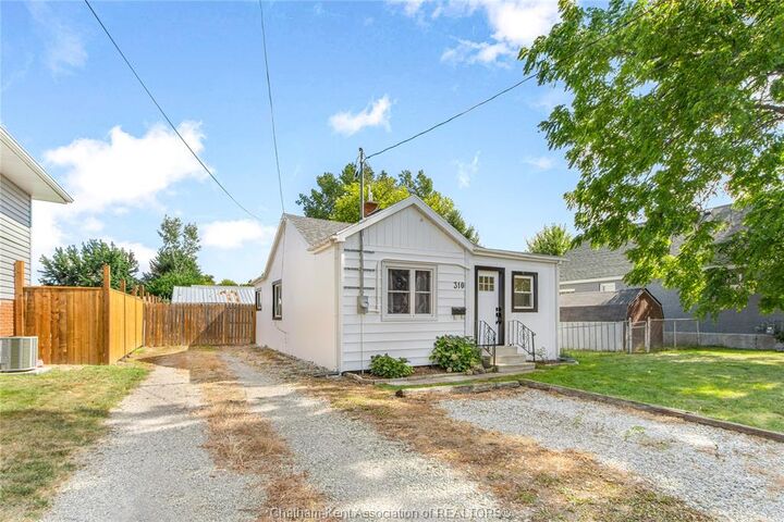 Property Photo: 310 McNaughton Avenue East ON N7L 2G9