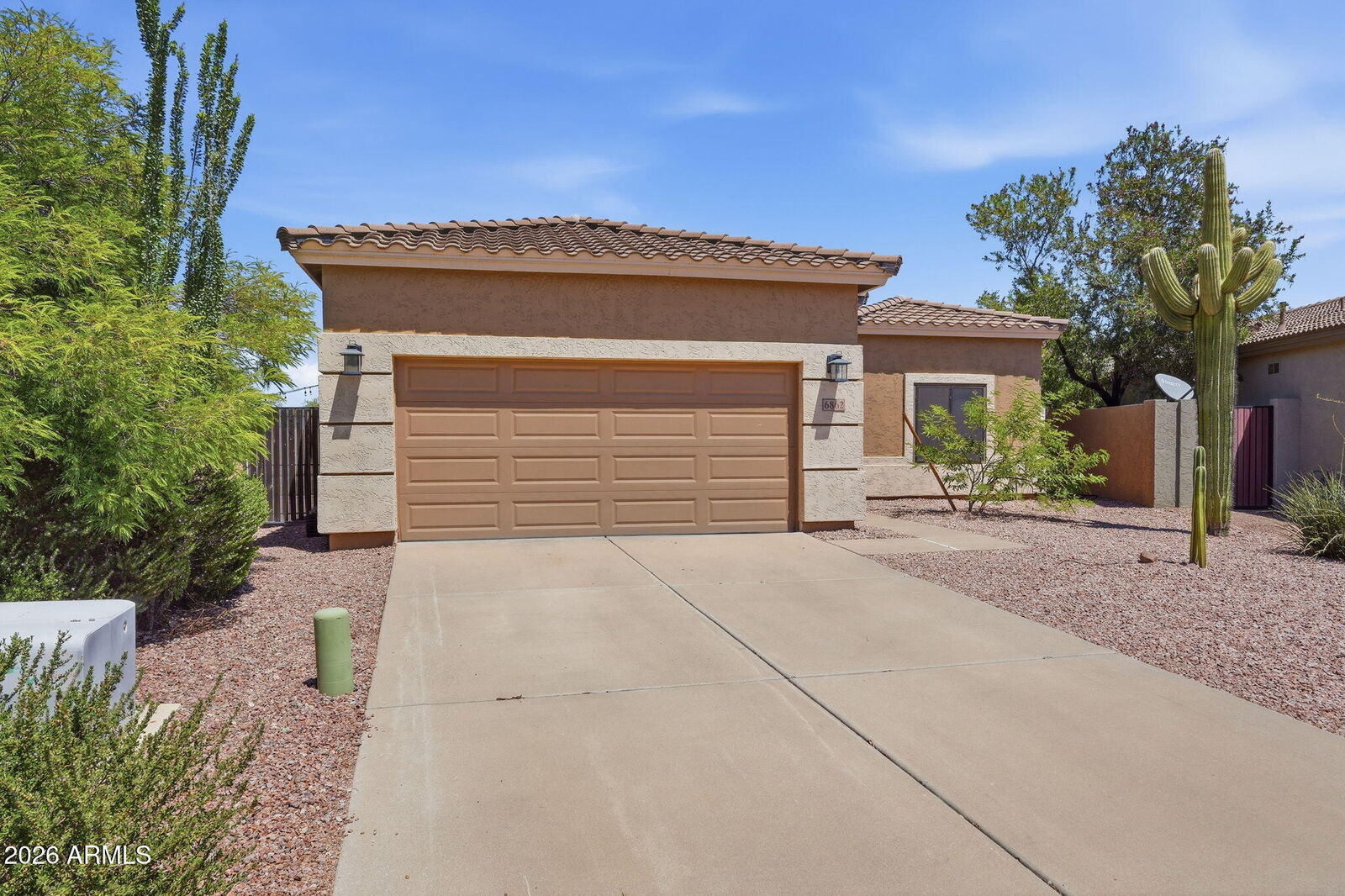 Property Photo:  6862 E San Cristobal Way  AZ 85118 