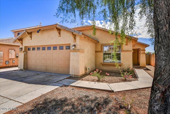 Property Photo:  6817 W Desert Lane  AZ 85339 