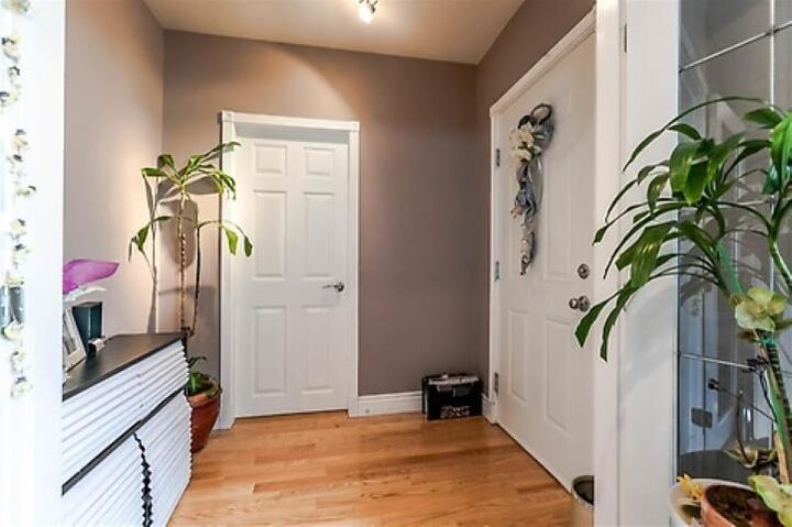 Property Photo: 586 E 60th Avenue BC V5X 2A3