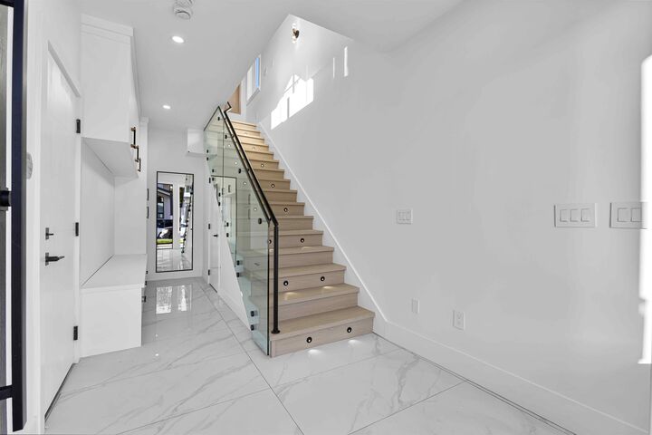 Property Photo: 16633 18A Avenue 102 BC V3Z 1A2