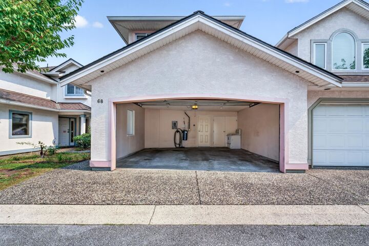 Property Photo: 10000 Fisher Gate 68 BC V6X 3W8