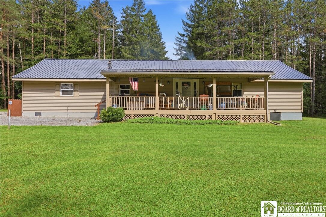 Property Photo: 7440 N Center Road NY 14737