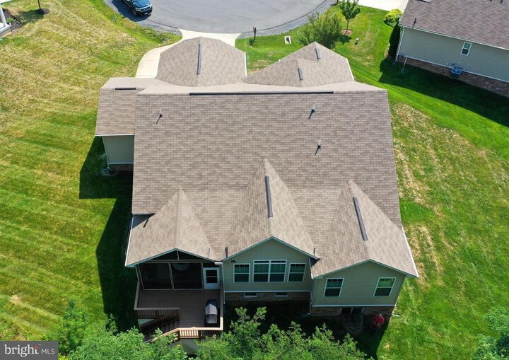 Property Photo:  90 Putter Court  VA 22630 