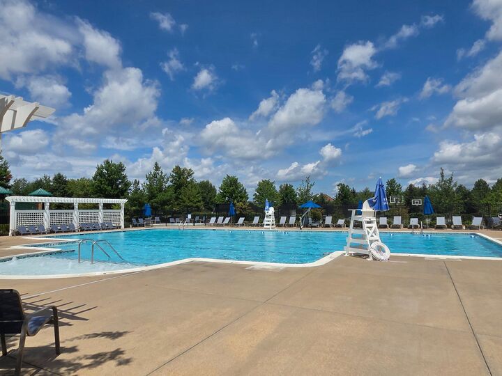 Property Photo:  23694 Hopewell Manor Terrace  VA 20148 
