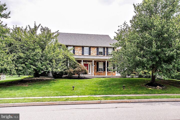 Property Photo:  41 Steeplechase Lane  PA 19468 
