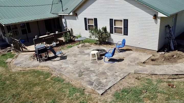 Property Photo:  110 3rd St  AR 72832 