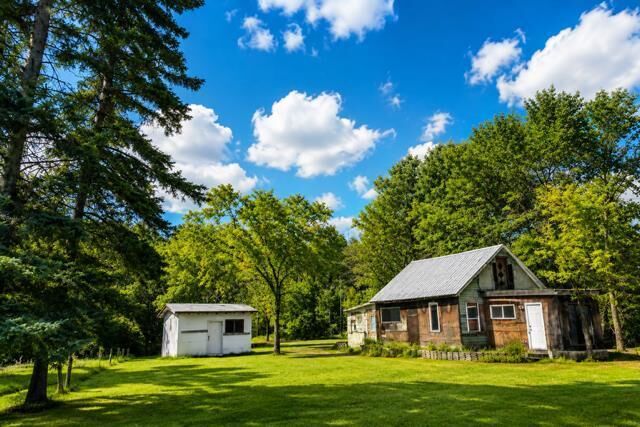 Property Photo: 82091 Boggy River Road MB R0E 0L0