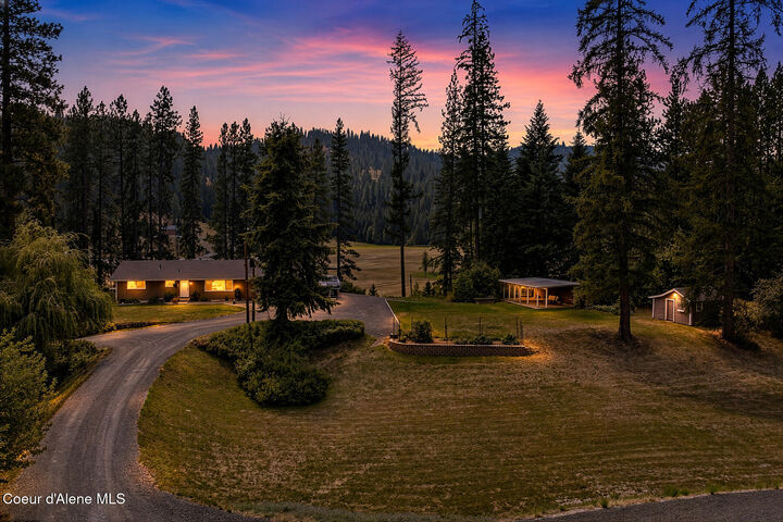 Property Photo:  8035 W Meadowbrook Loop  ID 83814 