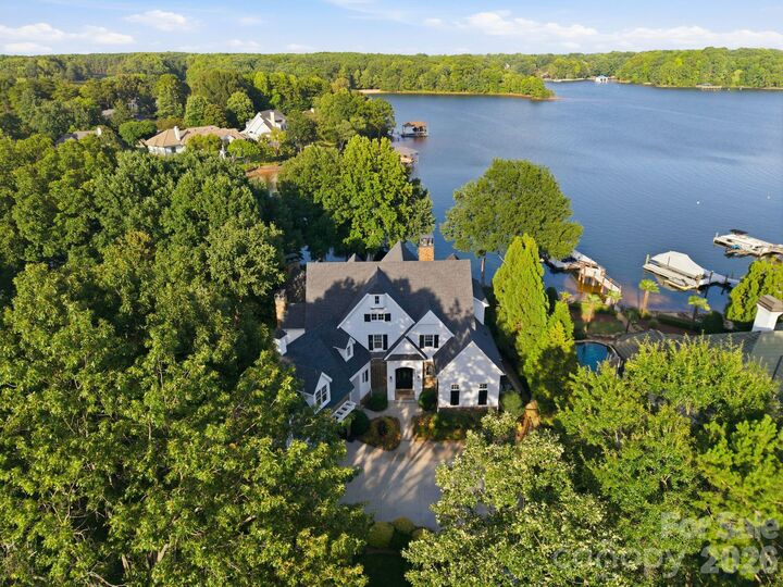 Property Photo:  18802 Balmore Pines Lane  NC 28031 