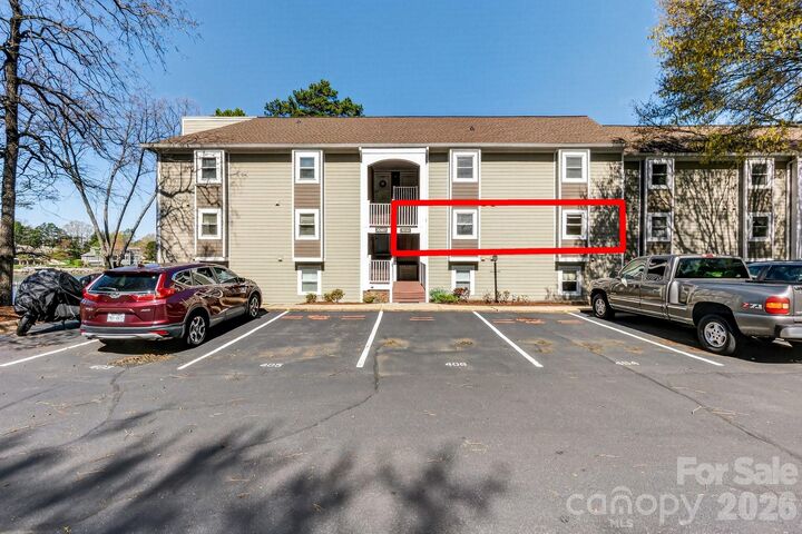 Property Photo:  20407 Harborgate Court 404  NC 28031 