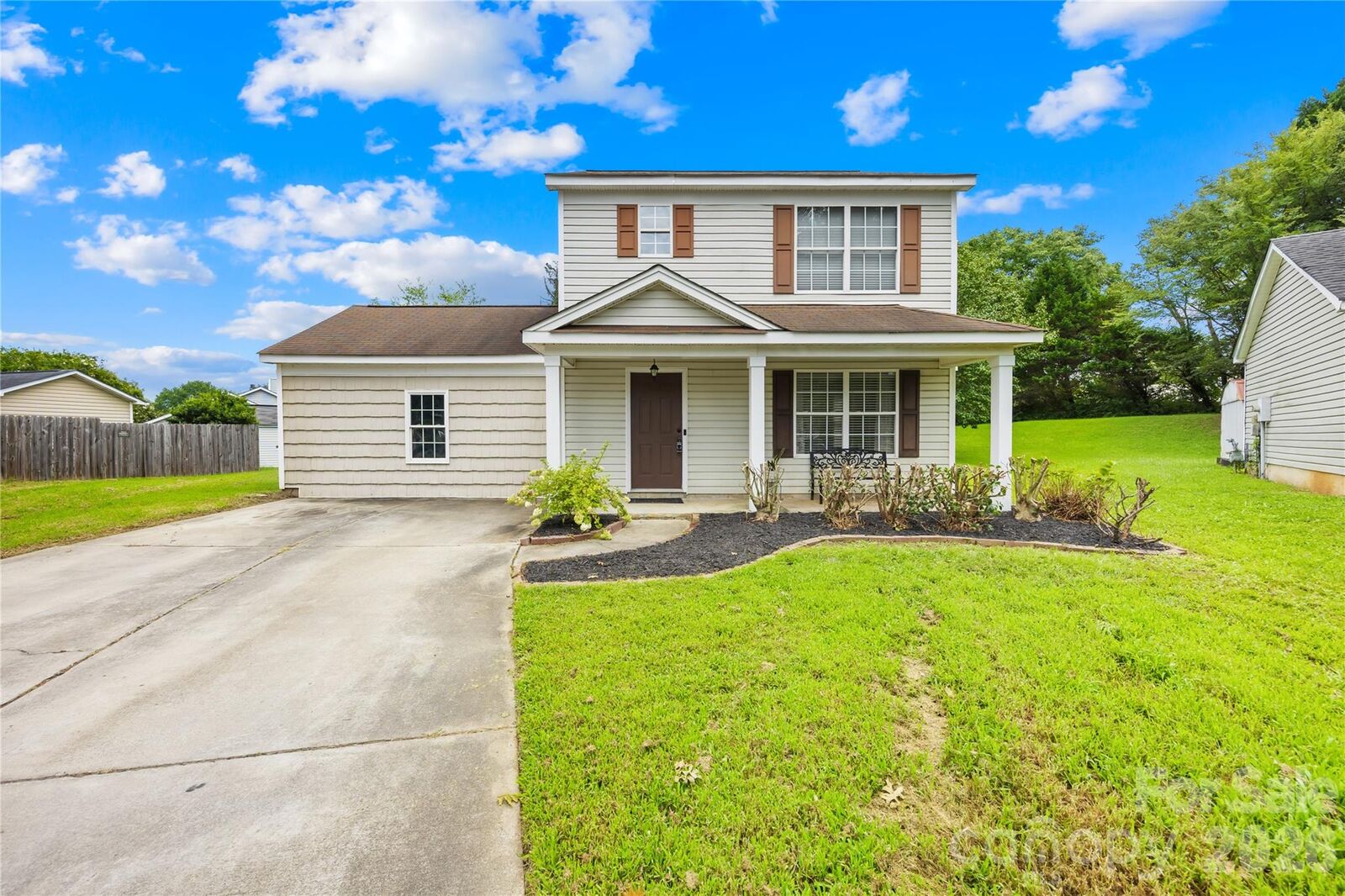 Property Photo:  3009 Winners Circle  NC 28025 