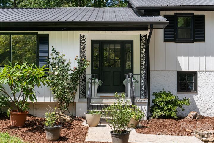 Property Photo:  360 Pinners Cove Road  NC 28803 