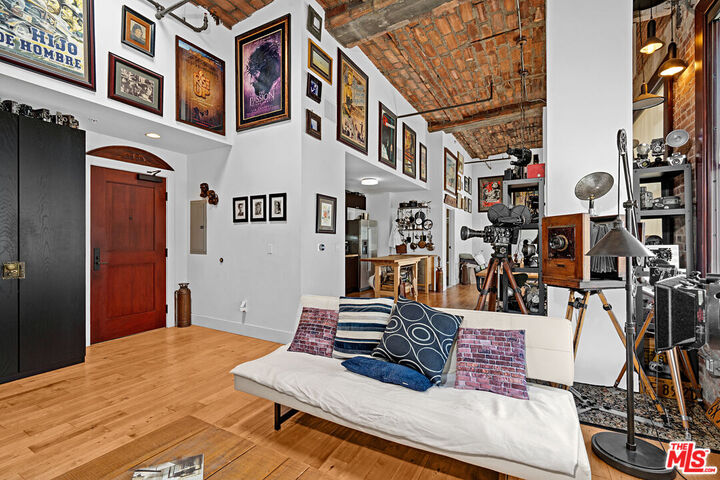 Property Photo: 460 S Spring St, Unit 1217 CA 90013
