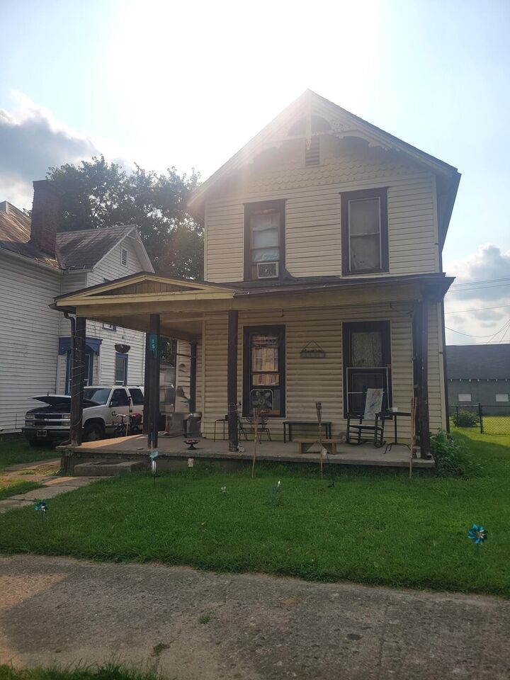 Property Photo:  151 N Cedar Street  OH 43055 