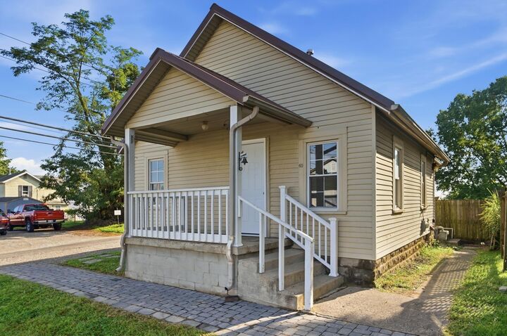 Property Photo:  60 Mohawk Street  OH 43055 