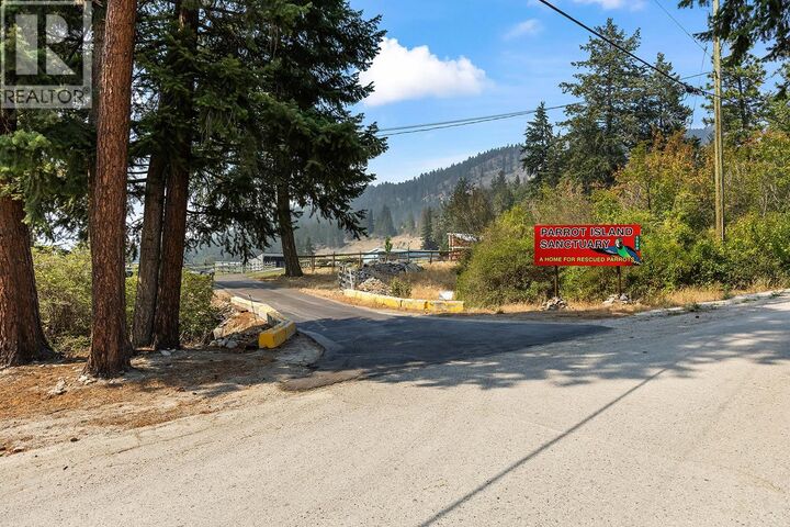 Property Photo: 5090 Mackinnon Road BC V0H 1X0