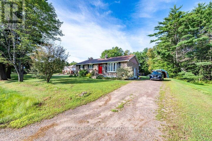 Property Photo: 393 Biggs Road ON K8A 6W7