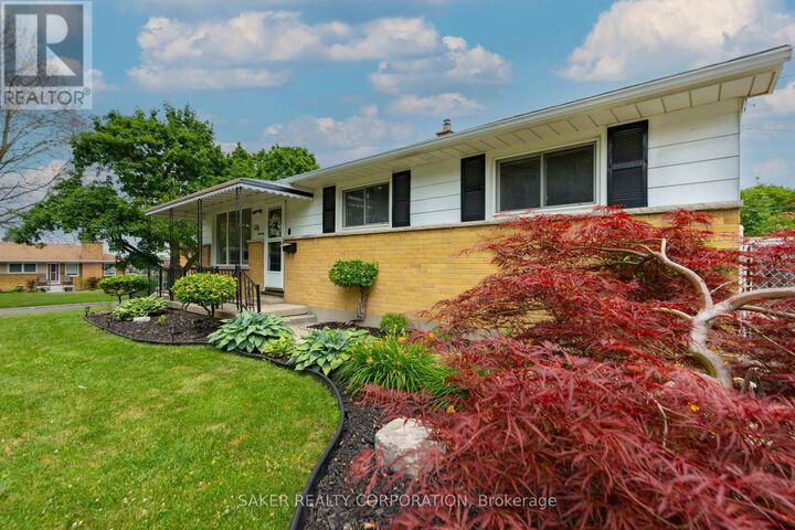 Property Photo: 176 Renfro Crescent ON N5Z 3B6