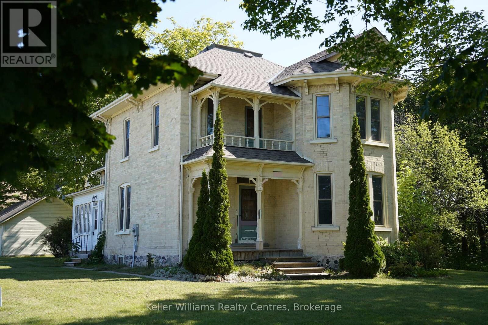 Property Photo:  254 High Street  ON N0H 2L0 