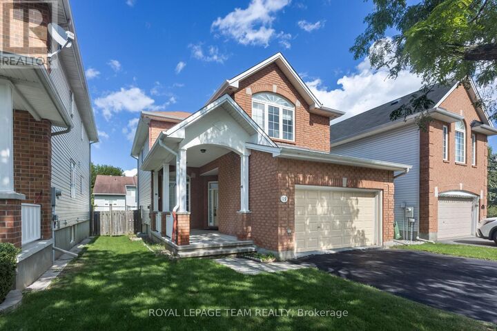 Property Photo: 19 Dunn Street ON K2K 3J8