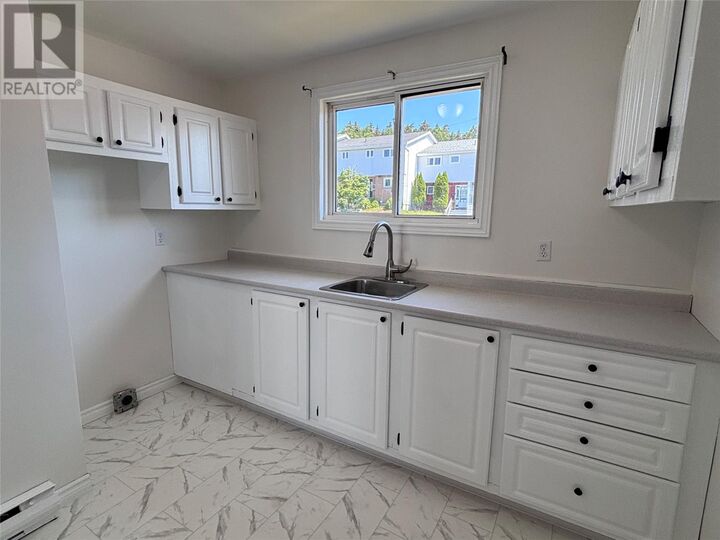 Property Photo: 85 Cumberland Crescent NL A1B 3M4