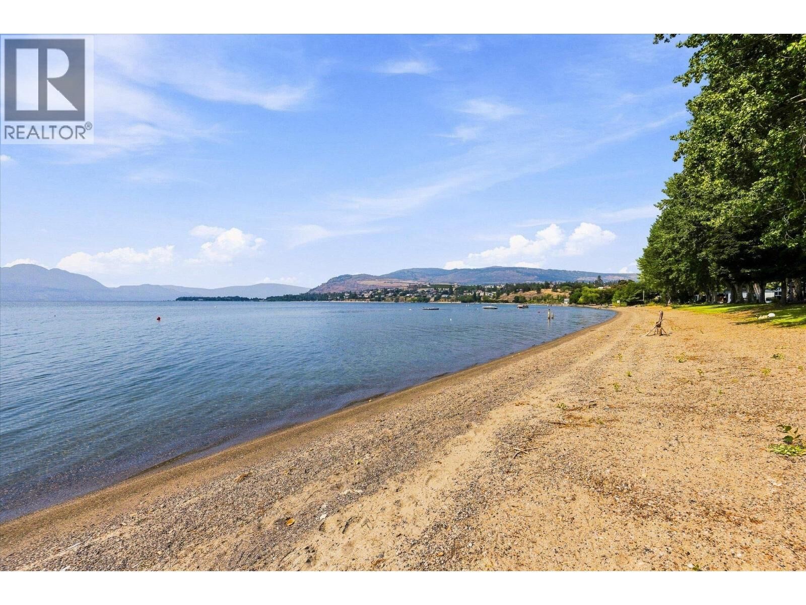 Property Photo:  2095 Boucherie Road 14  BC V4T 1Z4 
