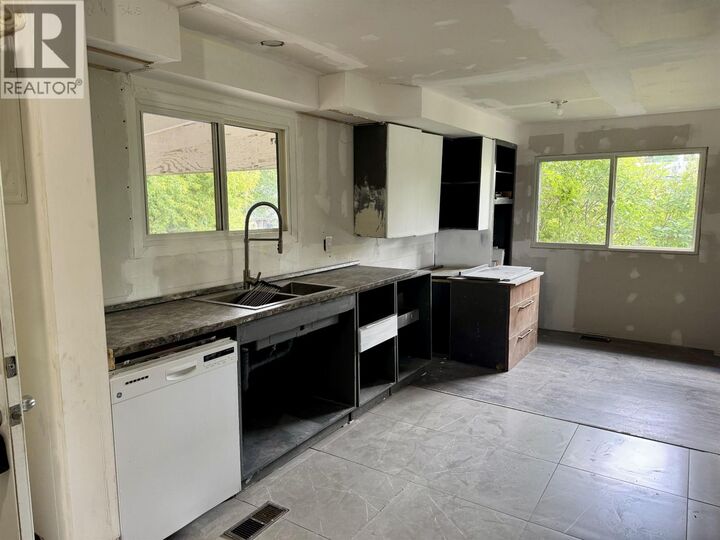 Property Photo: 204 3rd Avenue BC V0J 1P0