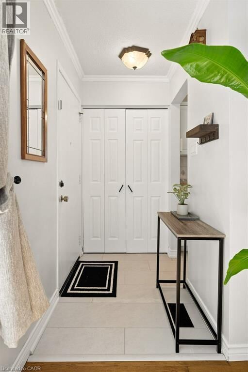 Property Photo:  94 Monteagle Crescent  ON N2N 1N1 