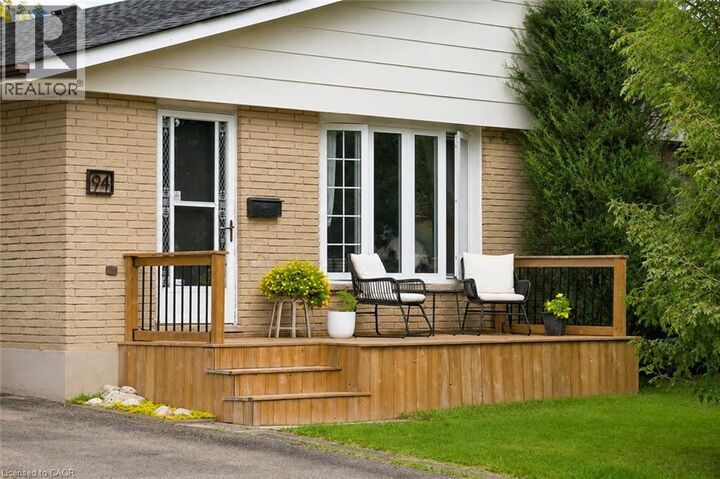 Property Photo: 94 Monteagle Crescent ON N2N 1N1