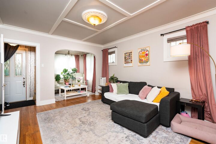 Property Photo:  11506 94 Street NW  AB T5G 1H7 